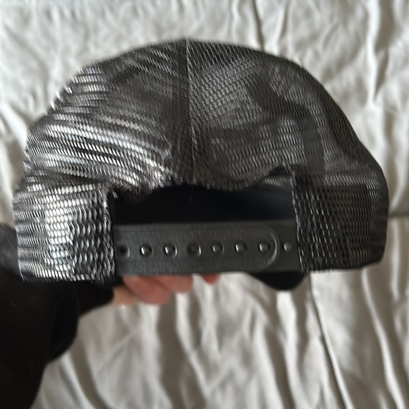 Zyia Hat - Picture 2 of 3